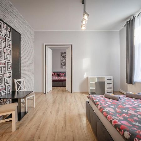 Queen Apartments Krakow Bagian luar foto