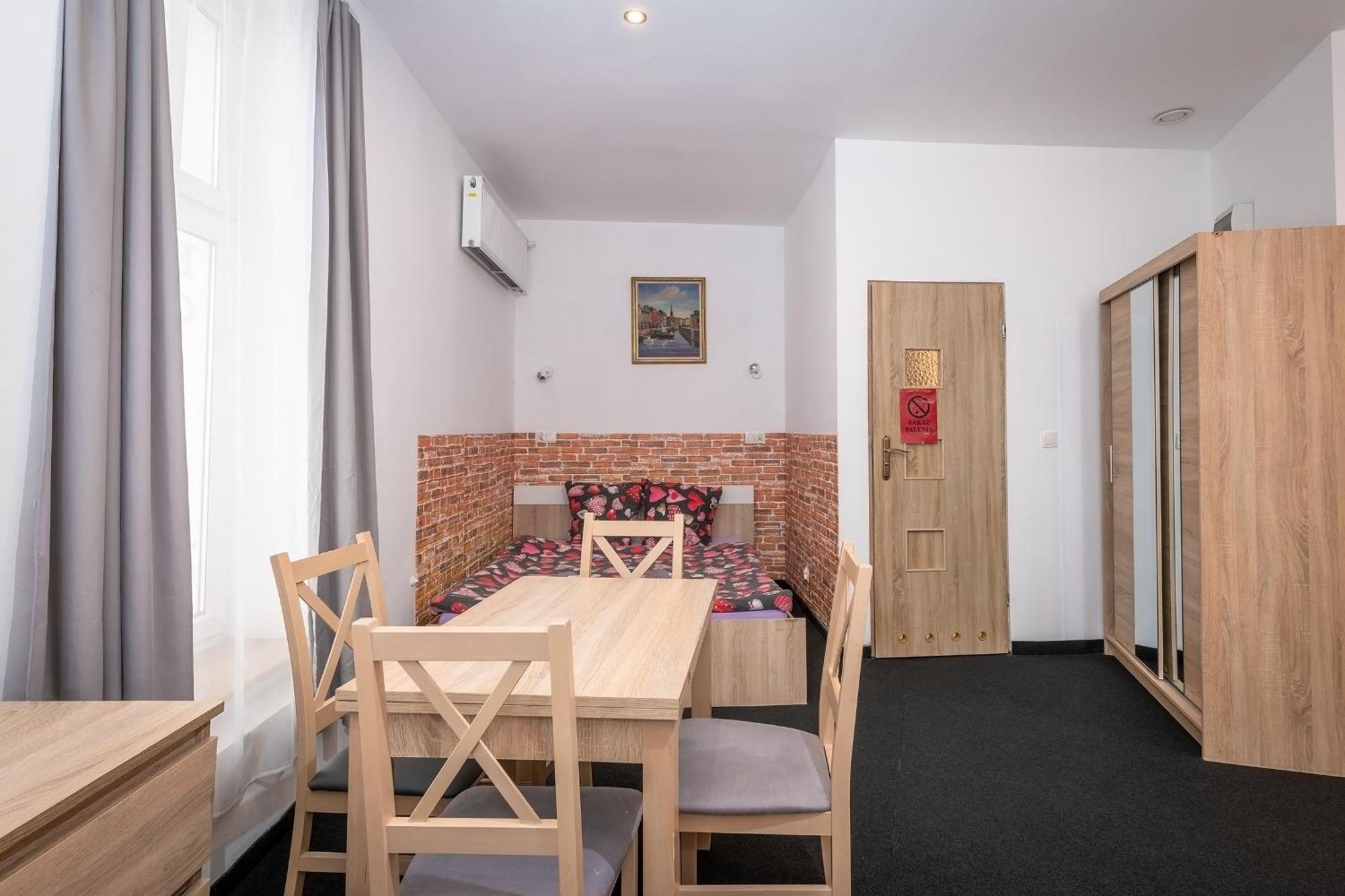 Queen Apartments Krakow Bagian luar foto