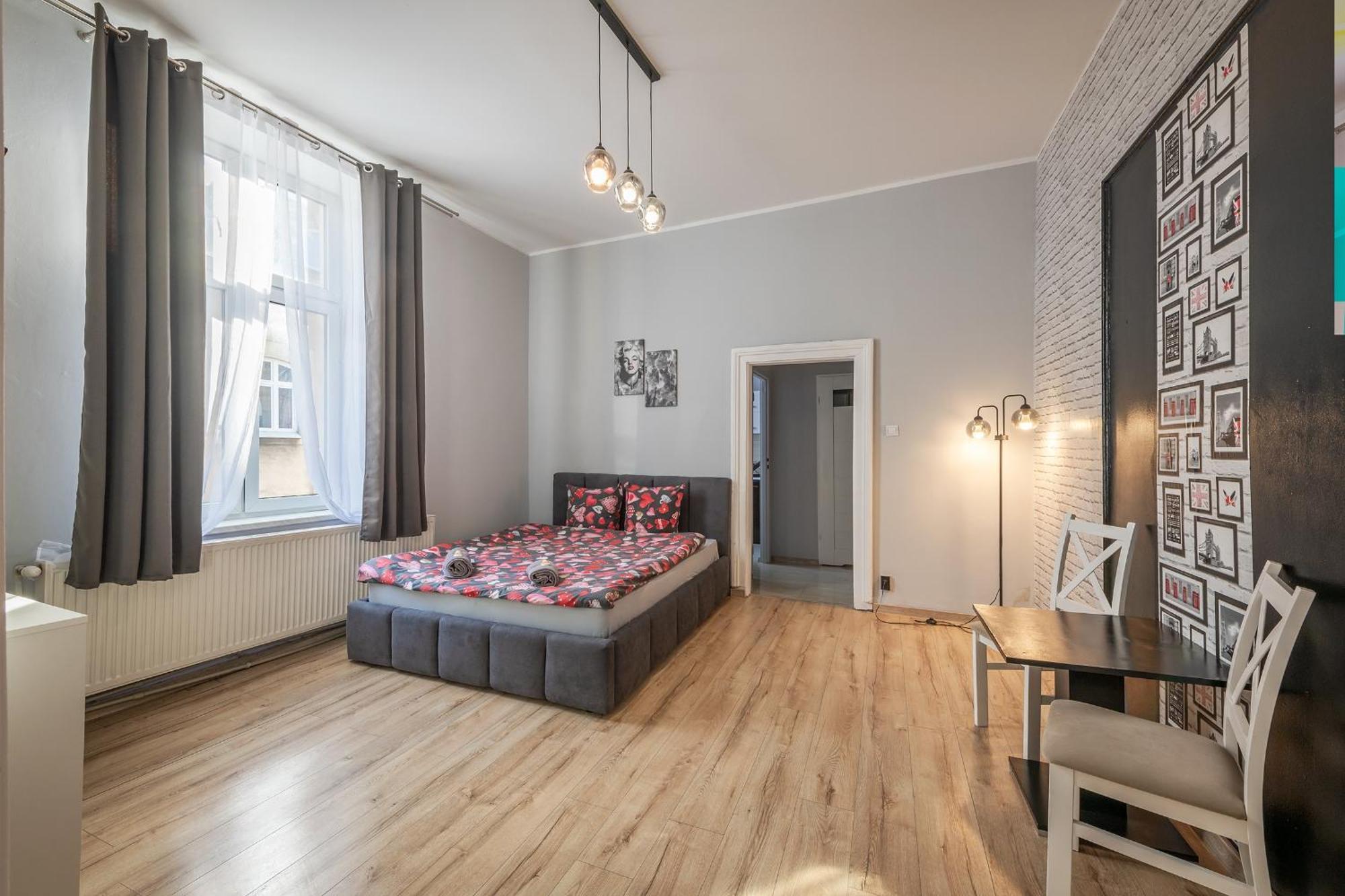 Queen Apartments Krakow Bagian luar foto