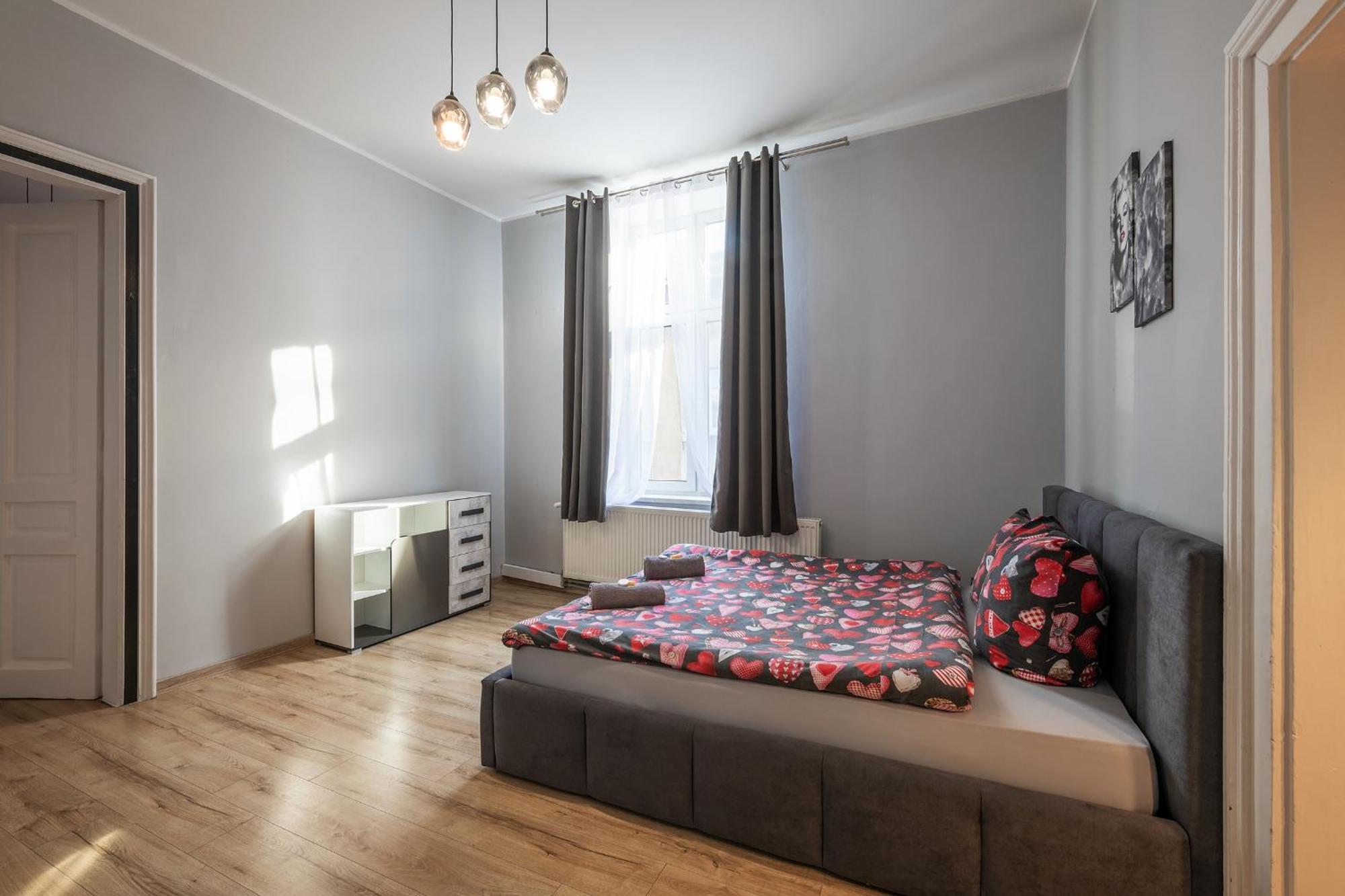 Queen Apartments Krakow Bagian luar foto