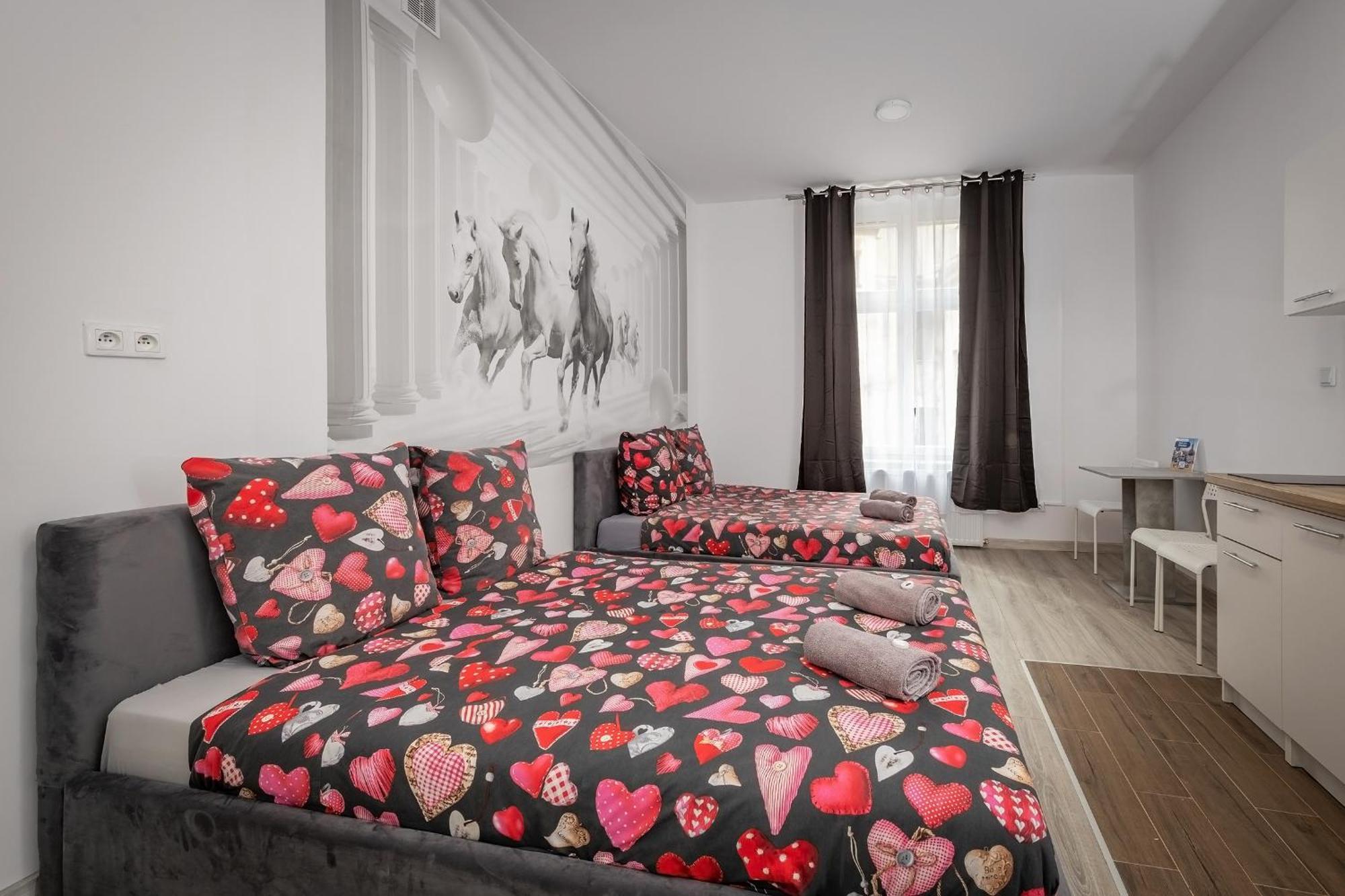 Queen Apartments Krakow Bagian luar foto
