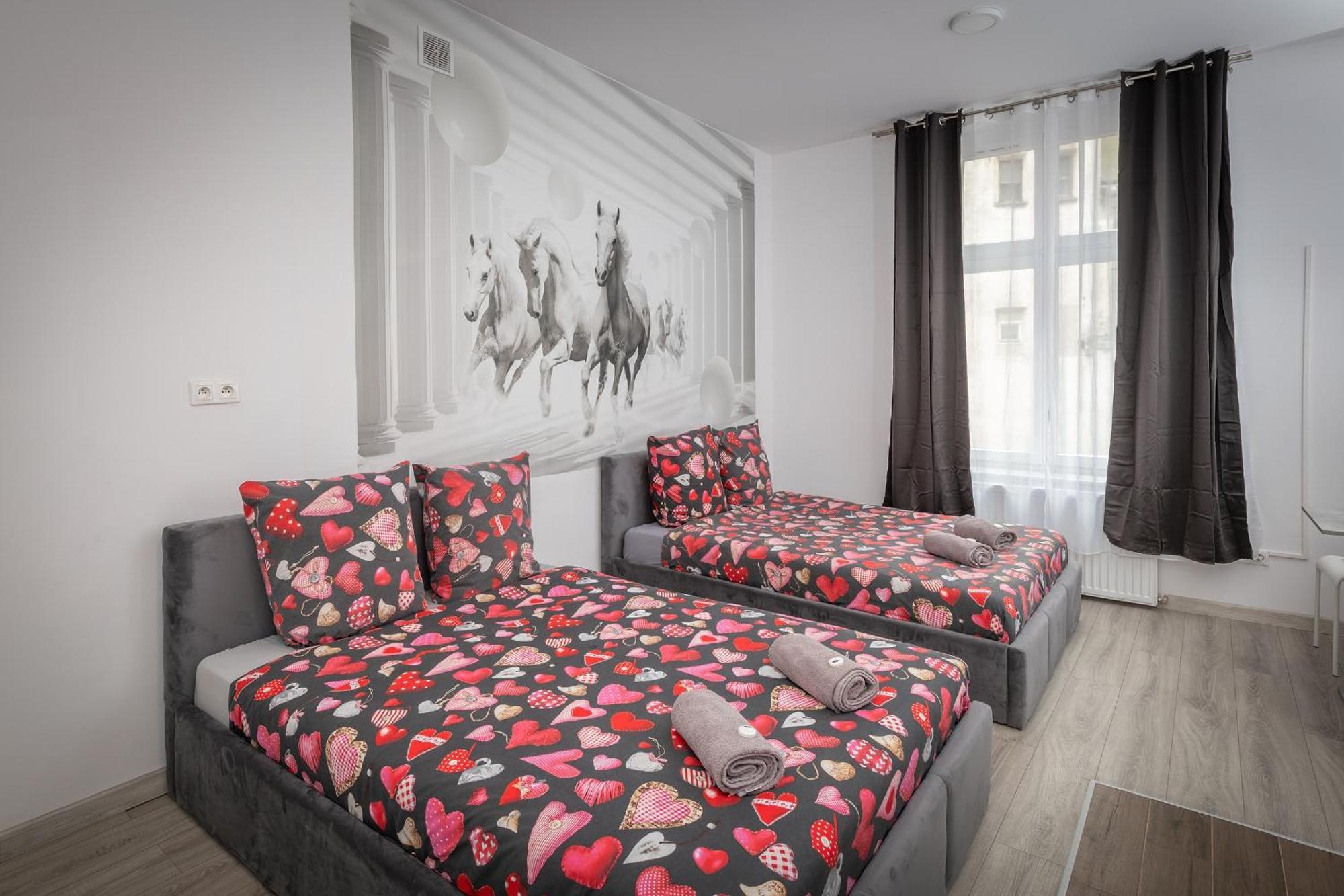Queen Apartments Krakow Bagian luar foto