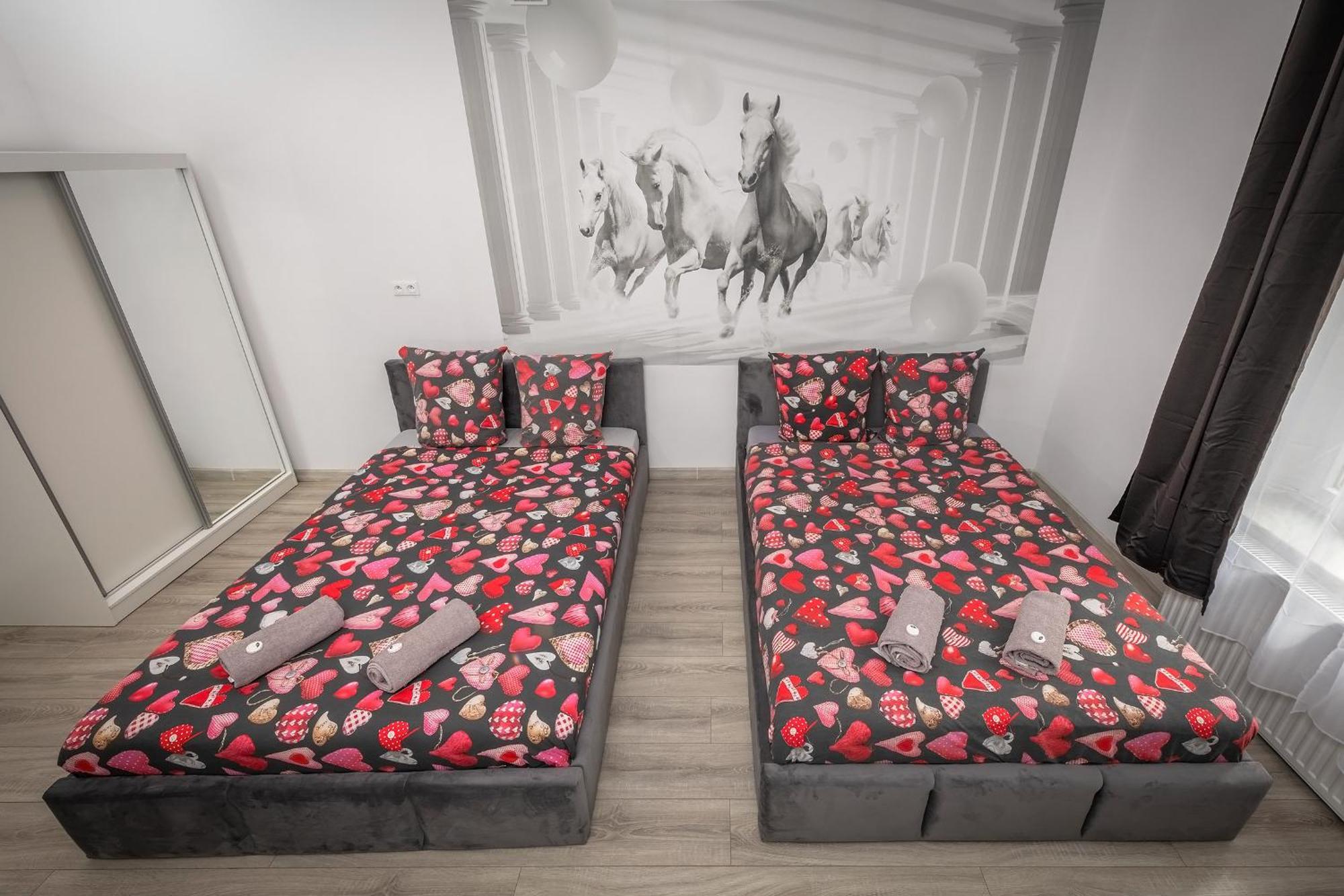 Queen Apartments Krakow Bagian luar foto